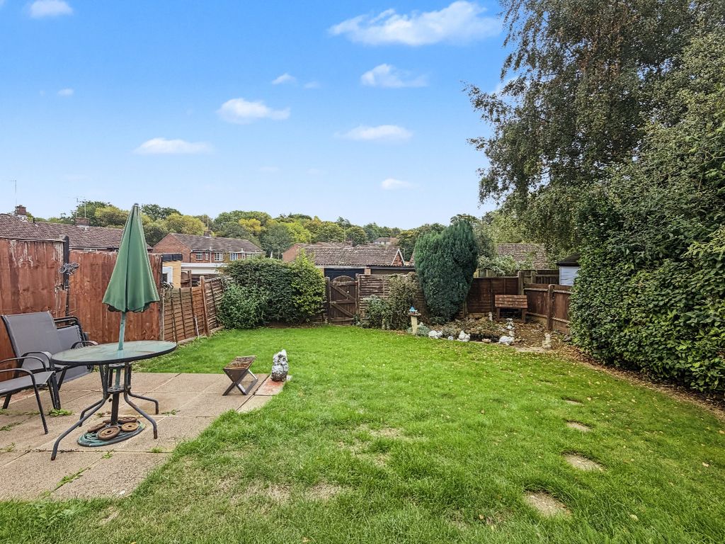 Property photo 3 of 28 4966184