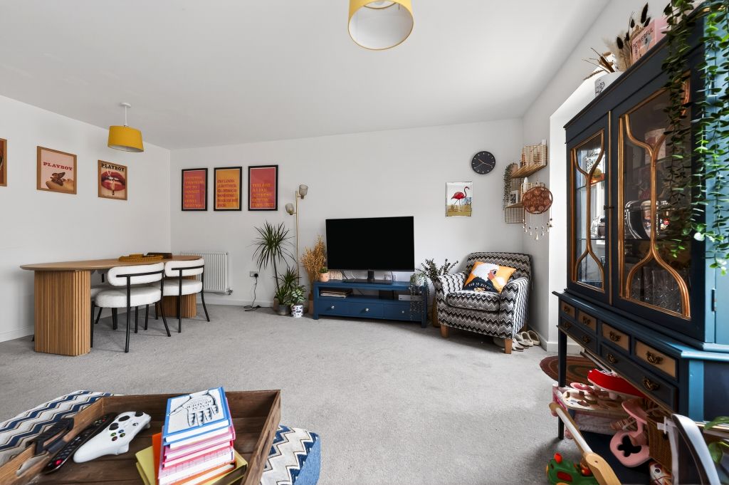 Property photo 3 of 20