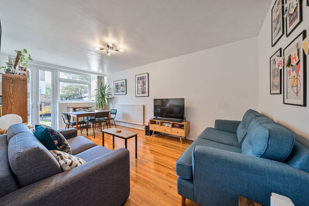Property photo 1 of 23 1529813-17-1A11c0...