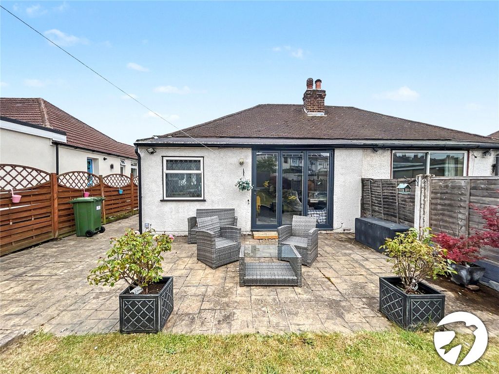 Property photo 1 of 19 Picture No. 08