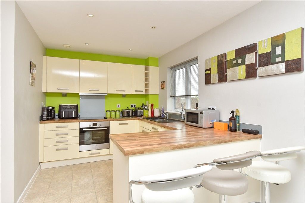 Property photo 2 of 8 Kitchen/ Living Area