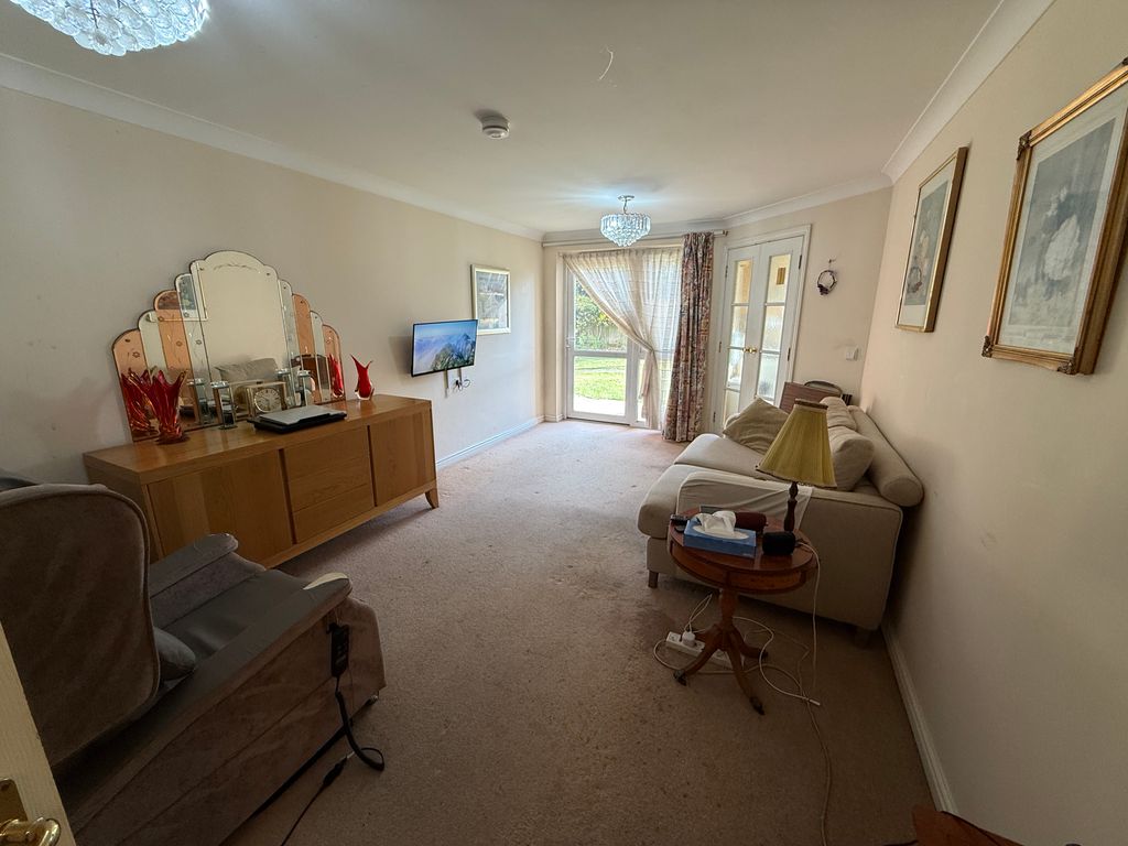 Property photo 3 of 8