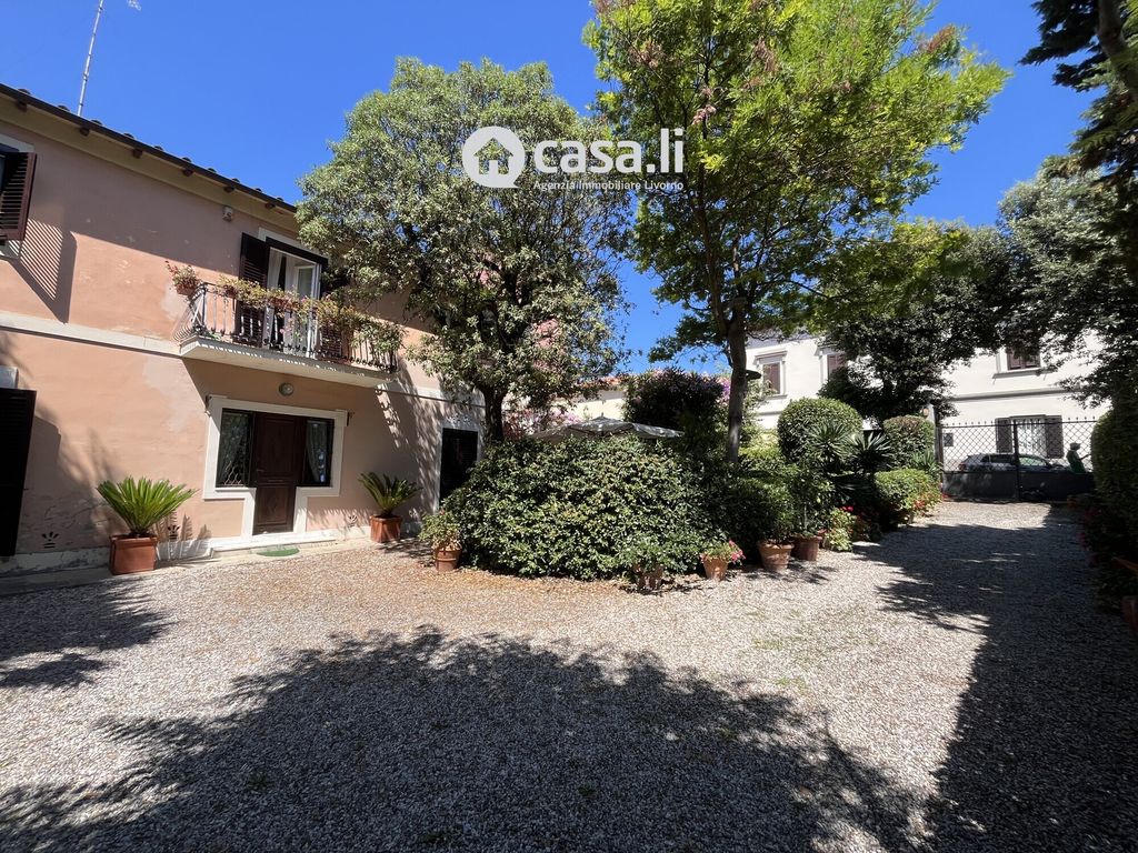 Property photo 3 of 28