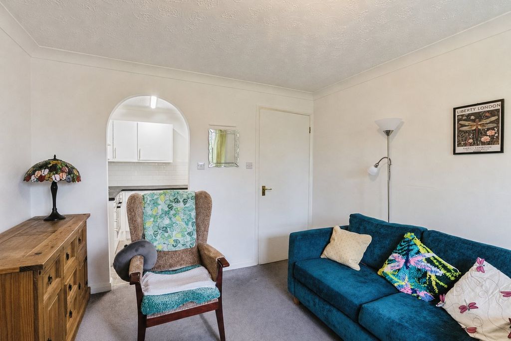 Property photo 3 of 15