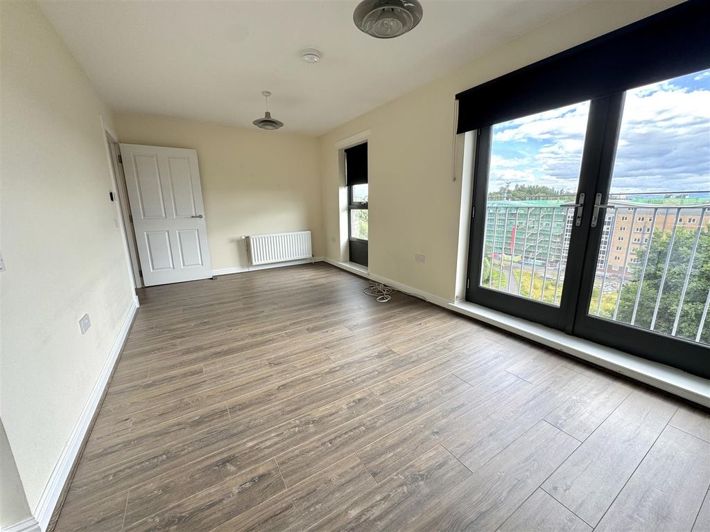Property photo 3 of 13 Img_2353.Jpg
