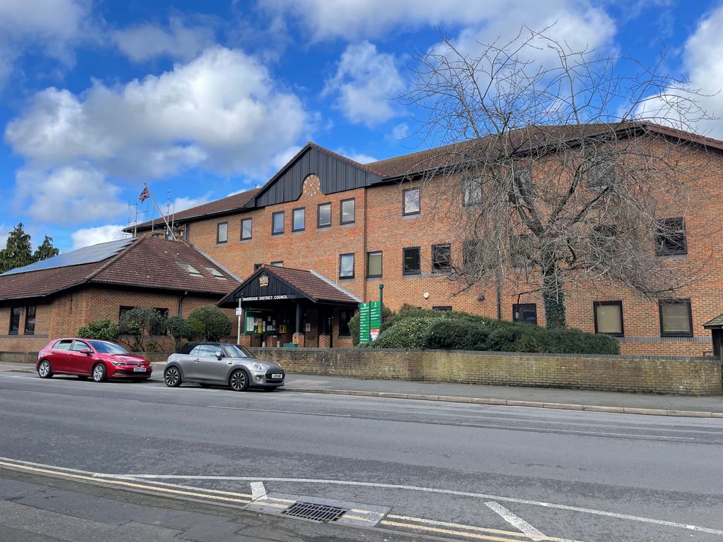 Property photo 1 of 1