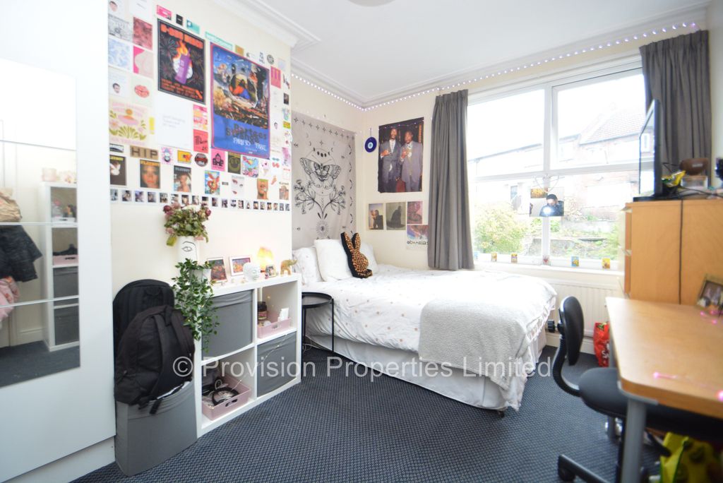 Property photo 3 of 13 Photo