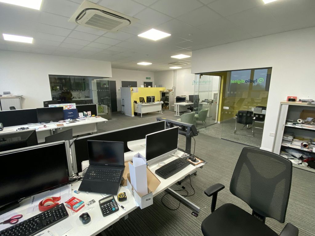 Property photo 3 of 6 Img_3492.Jpeg