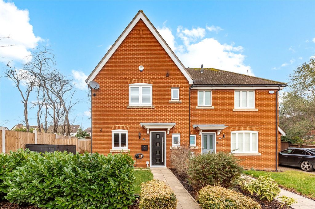 Property photo 1 of 28 Front