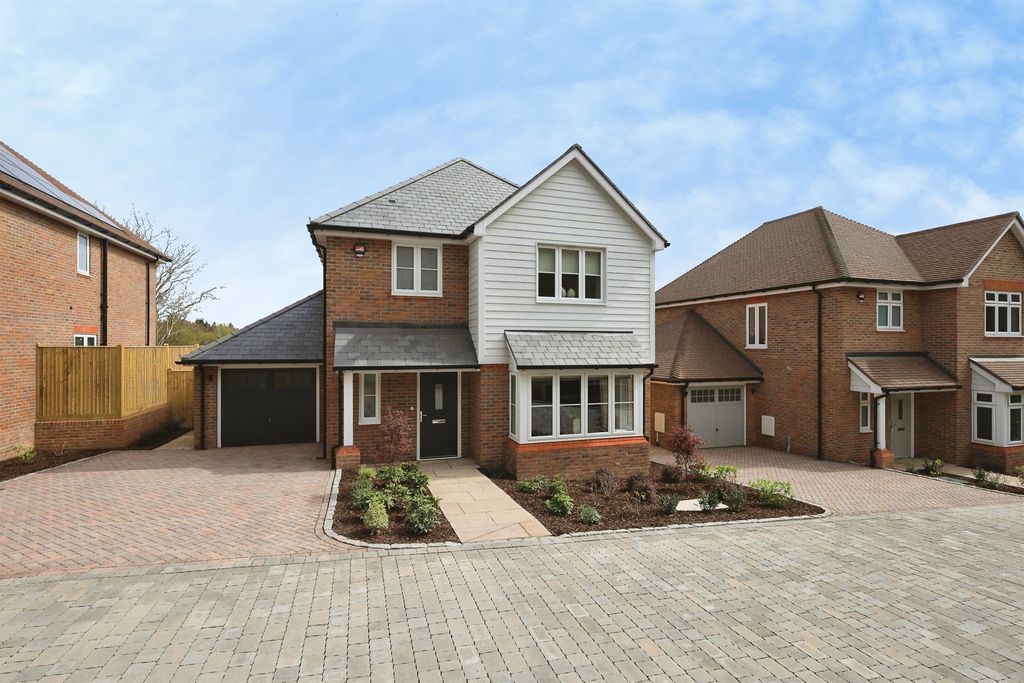 Property photo 1 of 1