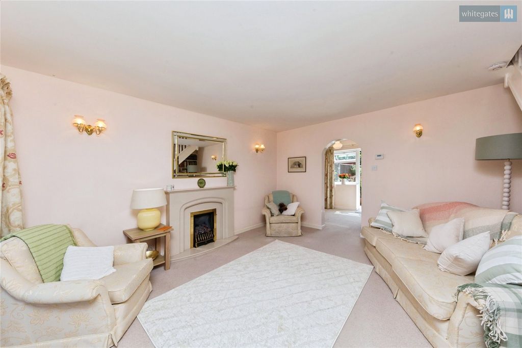 Property photo 3 of 15 Picture No. 06