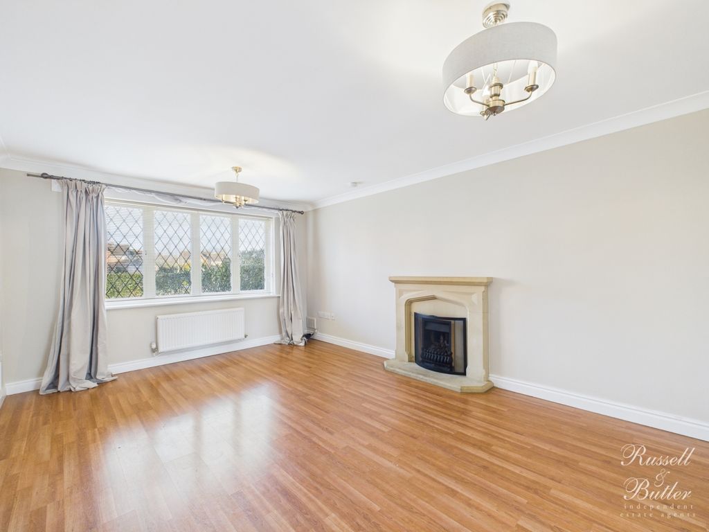 Property photo 3 of 23 Cam01995G0-Pr0395-Still001