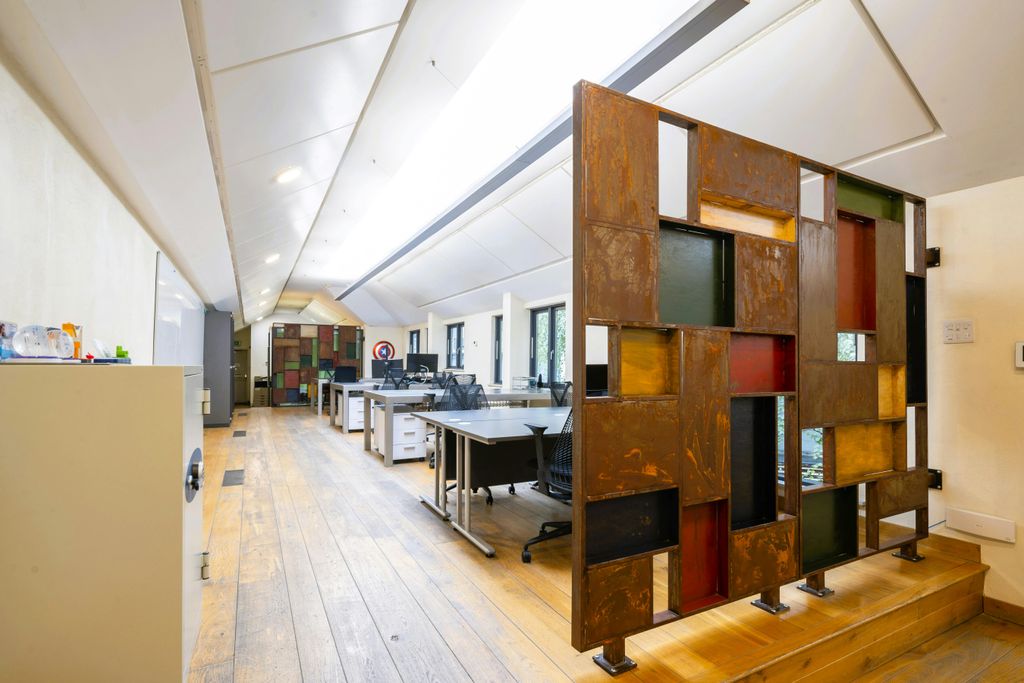 Property photo 2 of 12 The Mews 1A Birkenhead Street London WC1H 8BA  Frog 1.Jpg