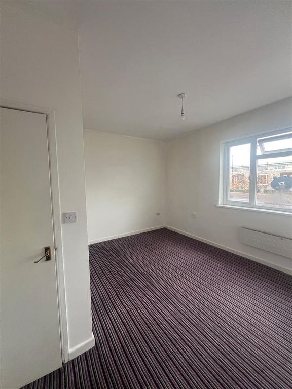 Property photo 2 of 6 Living Room.Jpg