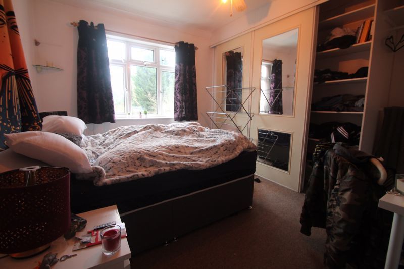 Property photo 3 of 9 Photo 9