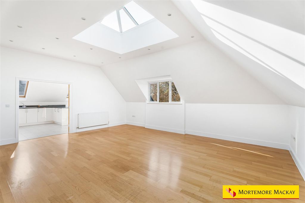 Property photo 2 of 27 13_93956_Watermarked.Jpg