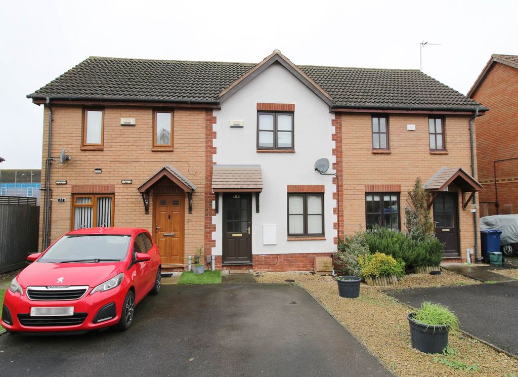 Property photo 2 of 9