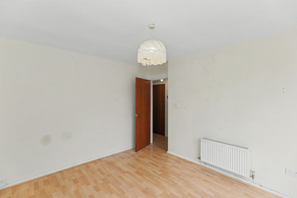 Property photo 3 of 17 Photo 2