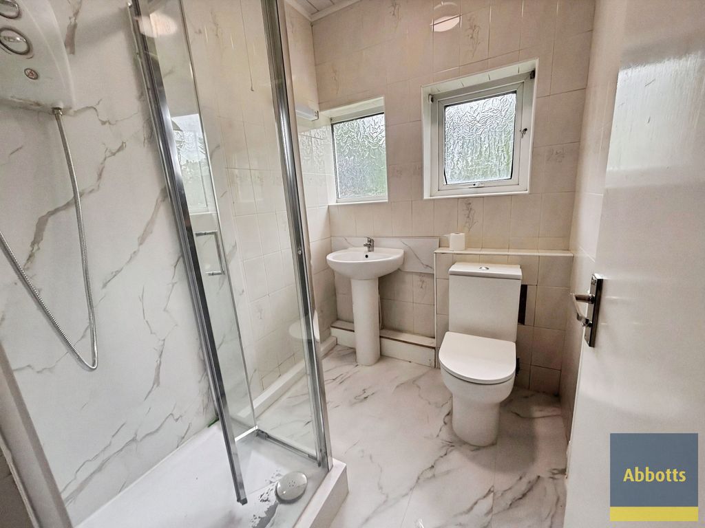 Property photo 3 of 3