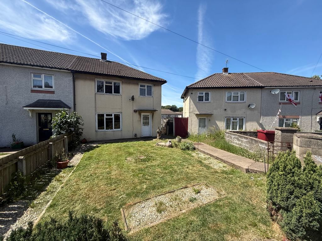 Property photo 1 of 11 Frontal