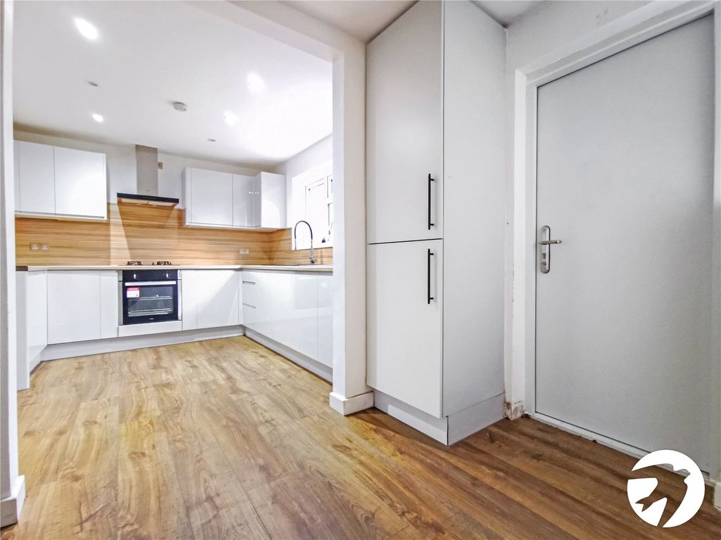 Property photo 3 of 12 Picture No. 08