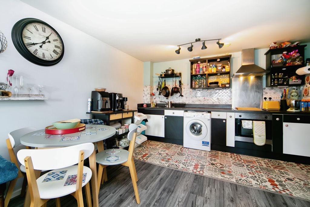 Property photo 2 of 13 Kitchen