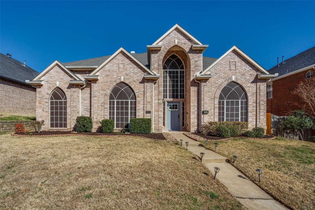 Property photo 1 of 31
