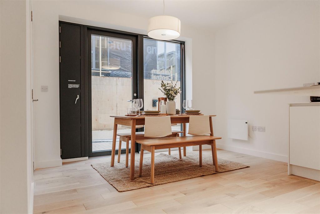 Property photo 3 of 16 Lwp_6247.Jpg