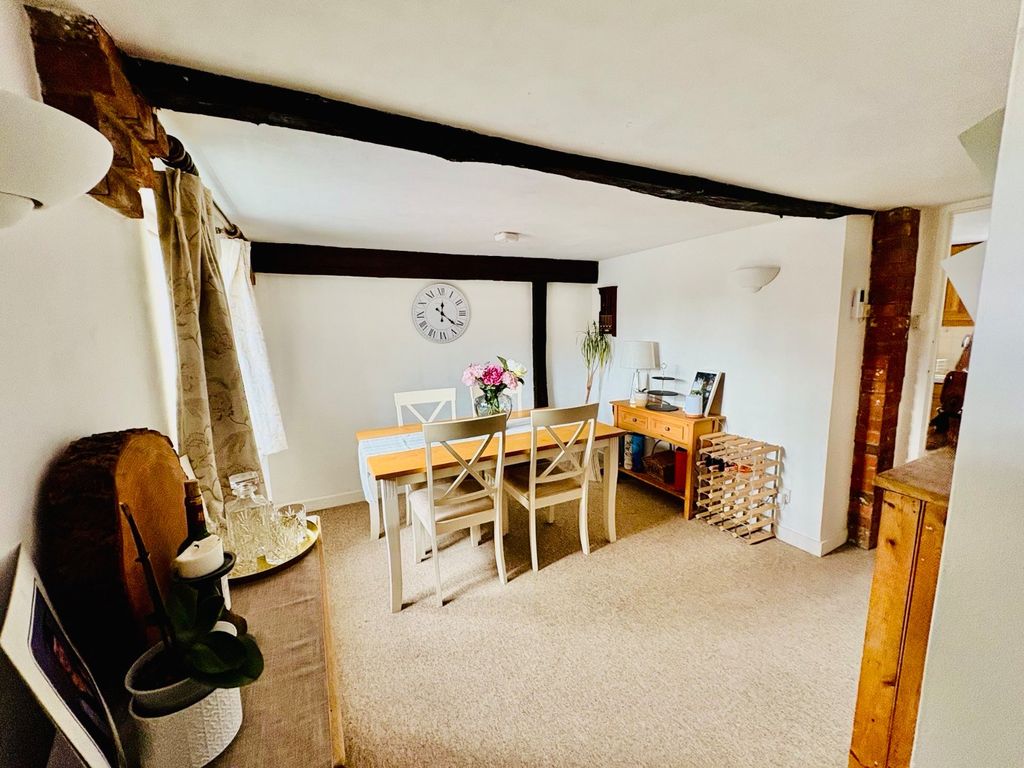 Property photo 2 of 10 Picture No. 14