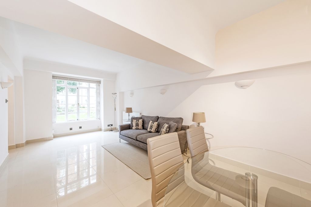 Property photo 1 of 17 10558 (9)