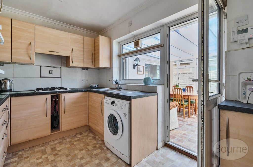 Property photo 3 of 13 E404Bb01-c35A-48B...