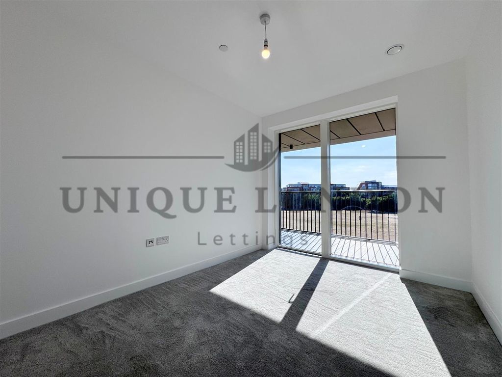 Property photo 3 of 9 187.Png