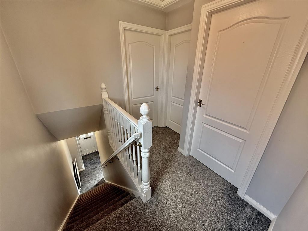 Property photo 2 of 11 First Floor Landing