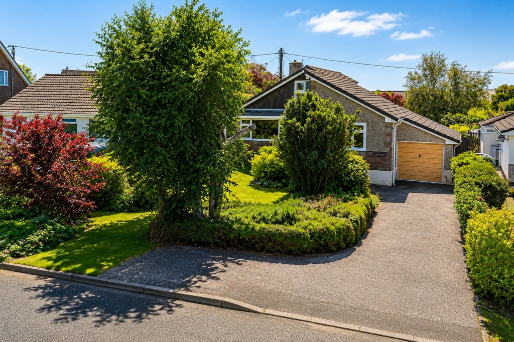 Property photo 1 of 22