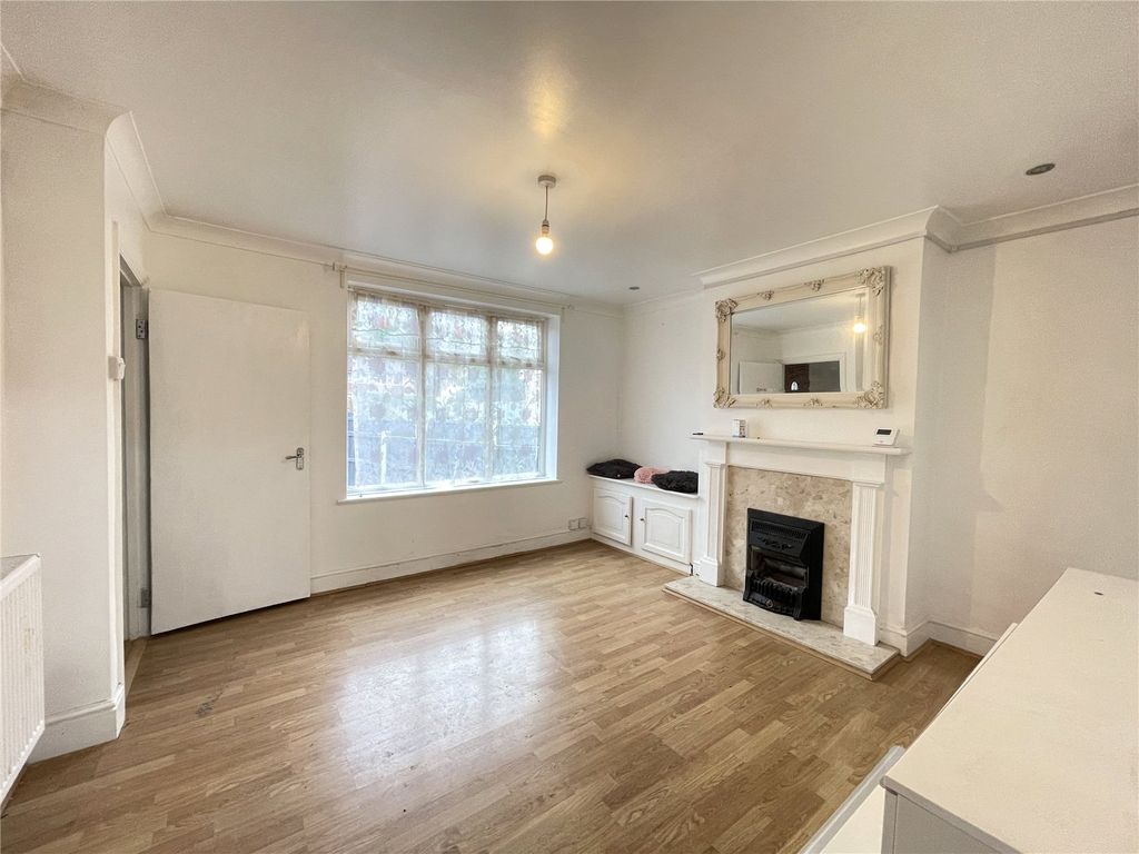 Property photo 3 of 13 Picture No. 04