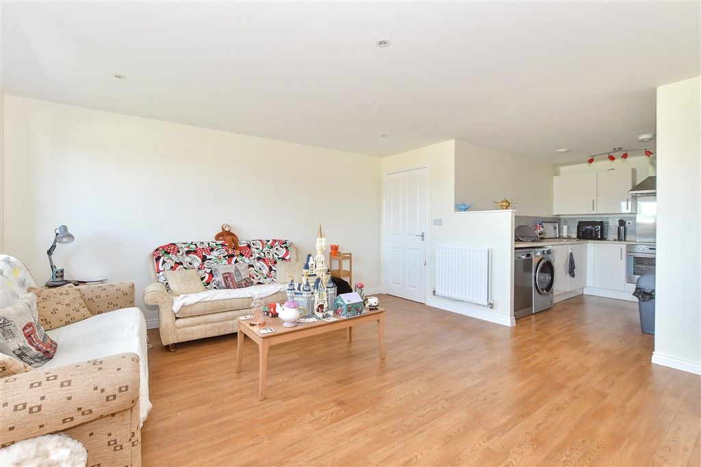 Property photo 2 of 4 Lounge/Diner