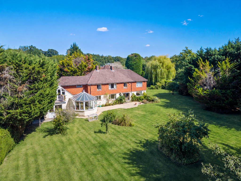 Property photo 1 of 25