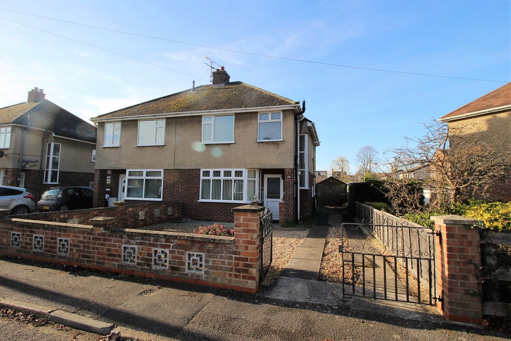 Property photo 1 of 17 Image