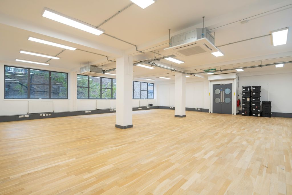 Property photo 2 of 7 MC42161473Hr.Jpg