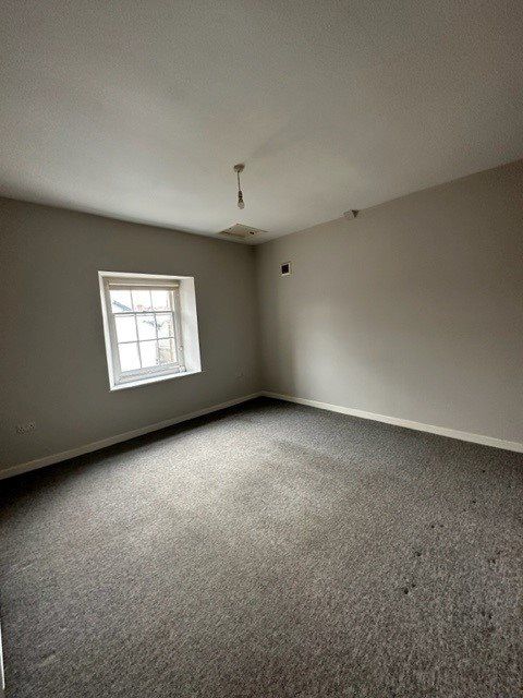 Property photo 3 of 5 Front Room