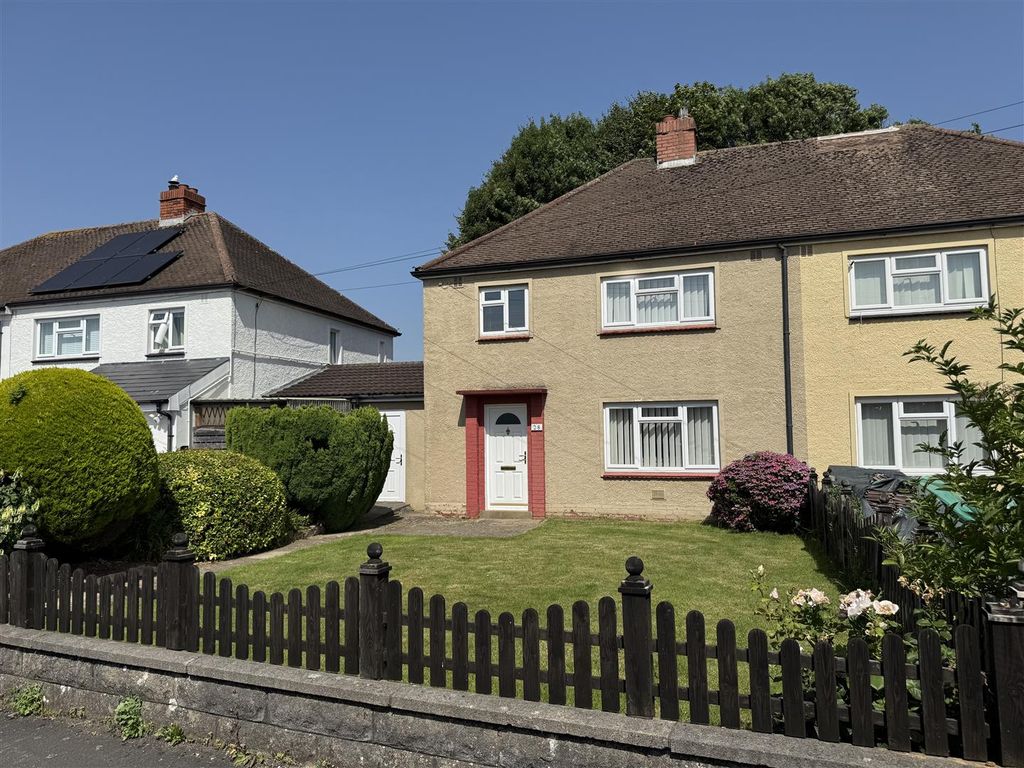 3 bed semi-detached house for saleCromwell Road, Bulwark, Chepstow NP16