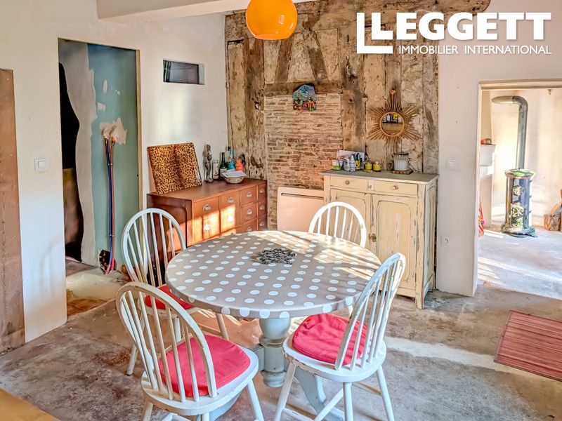 Property photo 3 of 10