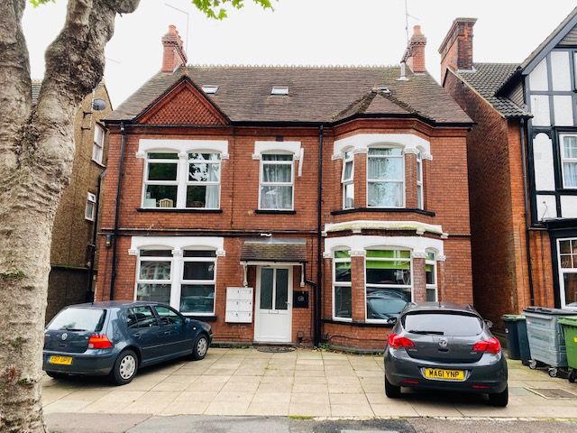 Property photo 1 of 4