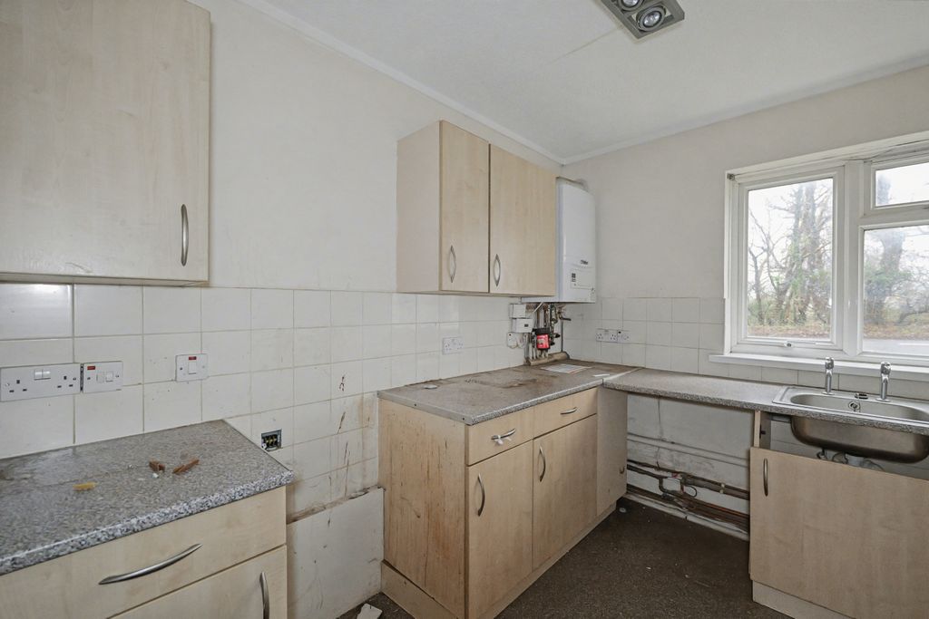 Property photo 2 of 17 Flat 1 Park View, Durrants Road, Rowlands Castle, Po9 6Be