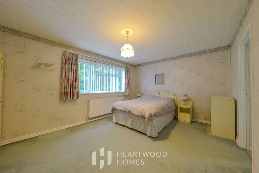 Property photo 2 of 22