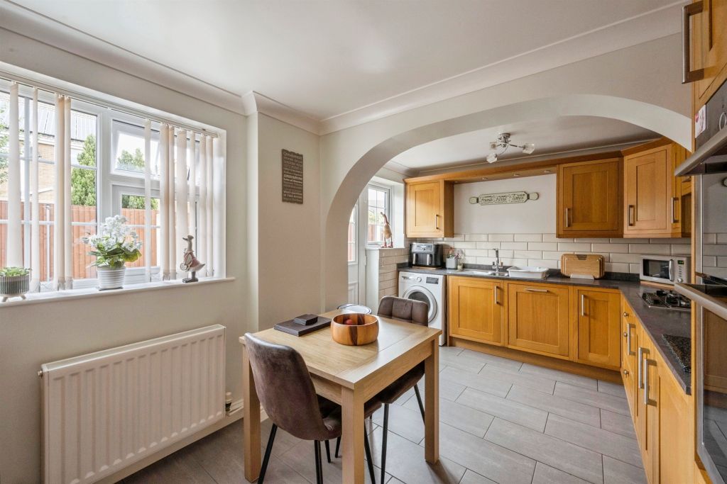 Property photo 3 of 15