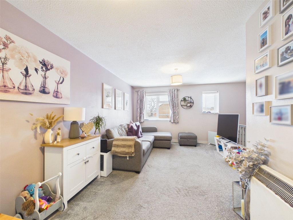 Property photo 3 of 7 Picture No. 08