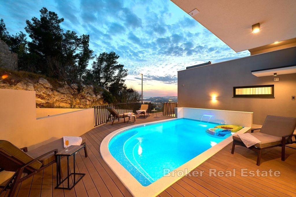 Property photo 1 of 20 Exclusive Modern Villa With Heated Pool, Private Wellness Area And Sea View