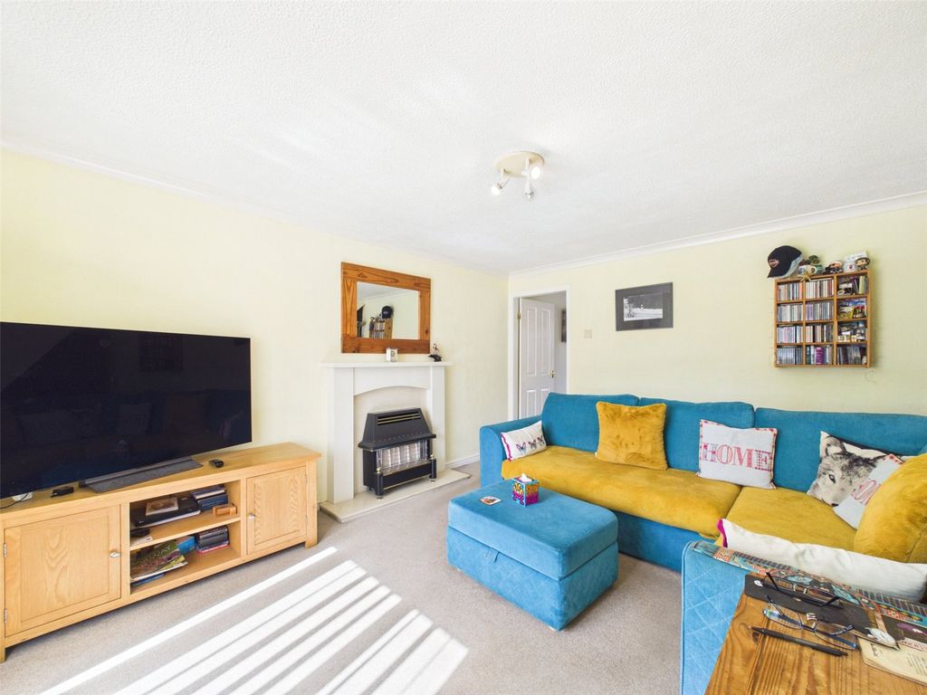 Property photo 2 of 15 Picture No. 11