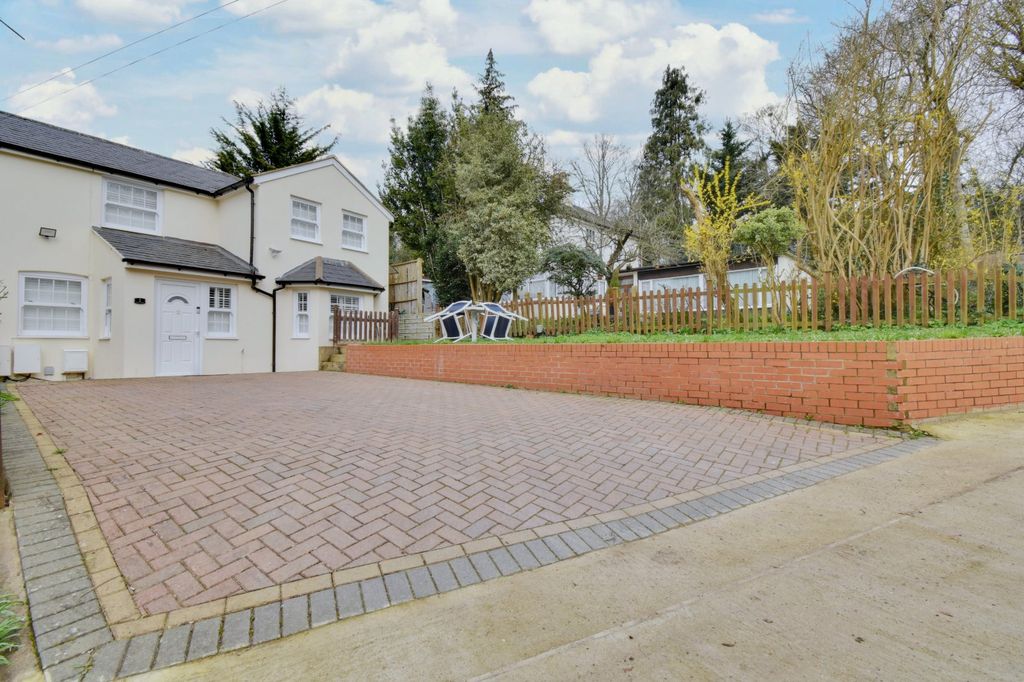 Property photo 1 of 17 Picture No. 24